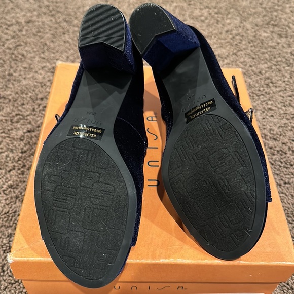 Unisa 8.5 medium blue worn once - Picture 5 of 5